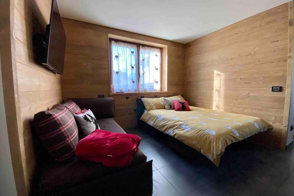 La Petite Maison D'Erika Aosta Exteriör bild